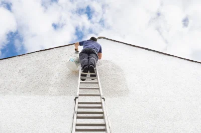 Peinture extérieure à la Chapelle-d'Aligné — façades et ravalement